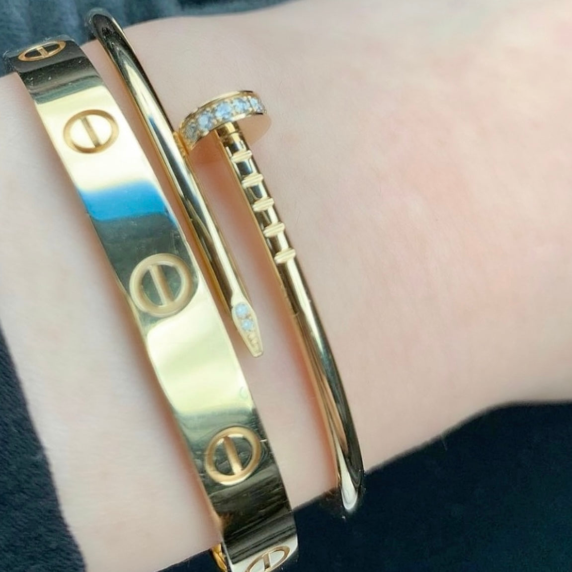 ClASSIC GEM CLAVO CUFF BANGLE