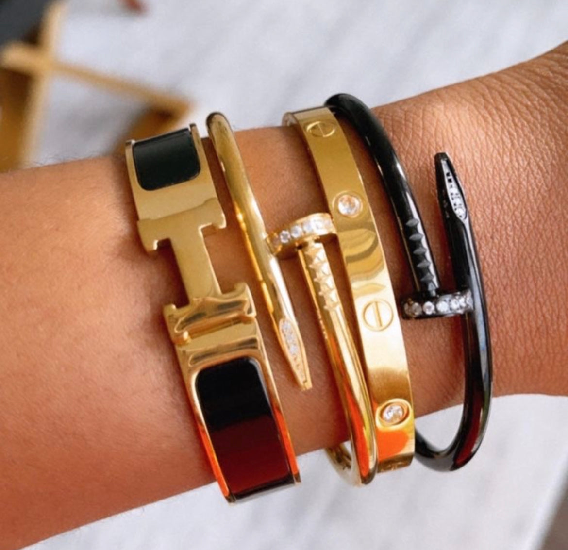 CLICK BLACK H BRACELET