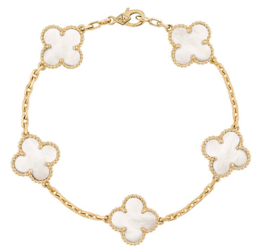PEARLY CLOVER BRACELET